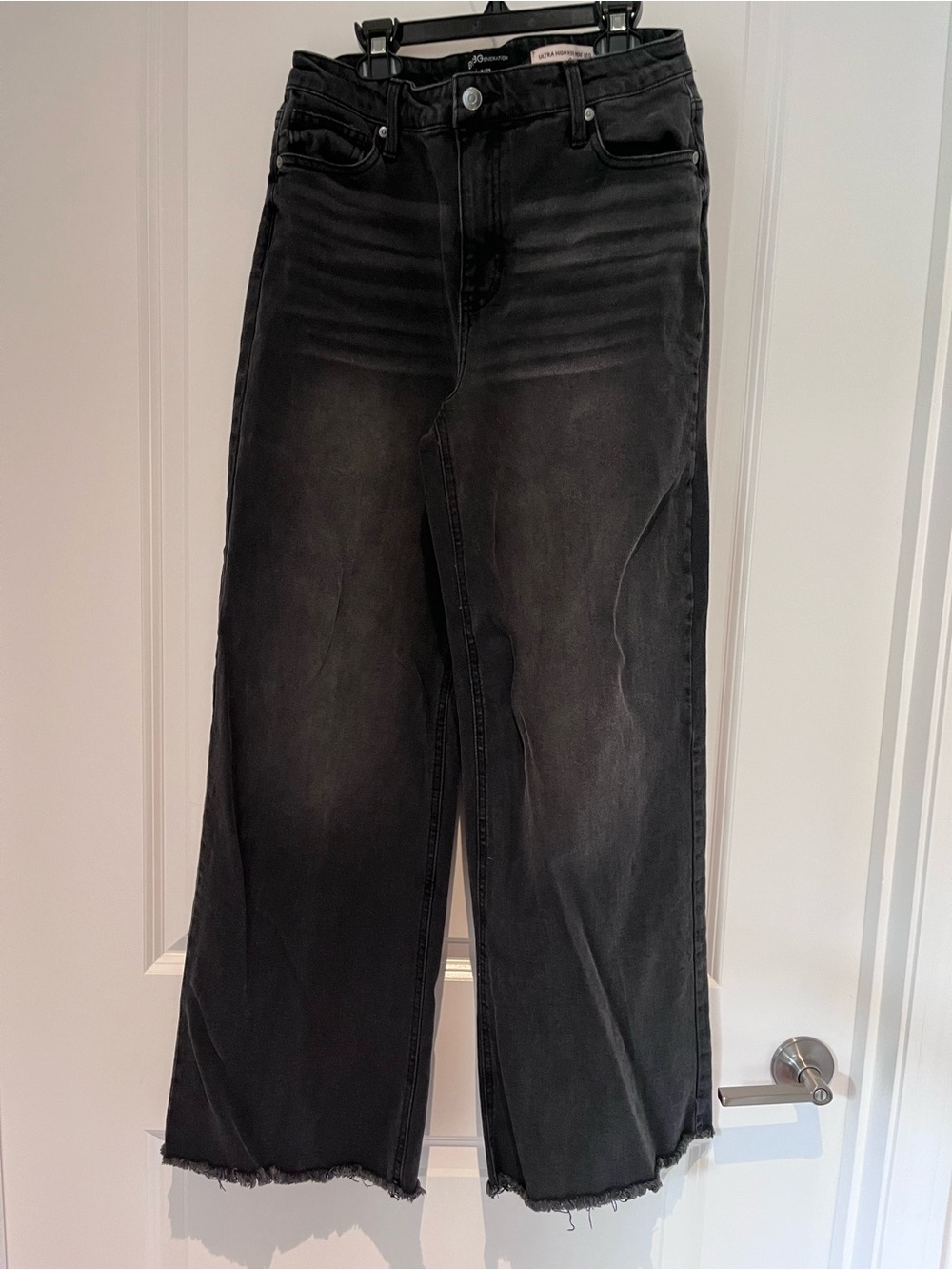 BCBGeneration Black Wide-Leg Frayed Hem Jeans